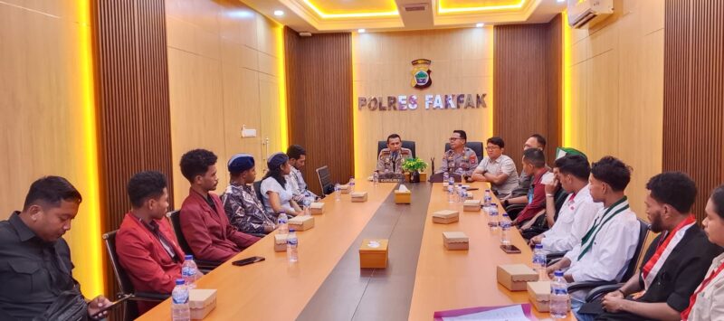 Kapolres Fakfak Gandeng Cipayung Plus Jaga Keamanan Fakfak – Detiktoday.com