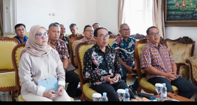 Sekda Kabupaten Sukabumi Ikuti Rakornas Percepatan Verval Pembangunan Gerai KDKMP