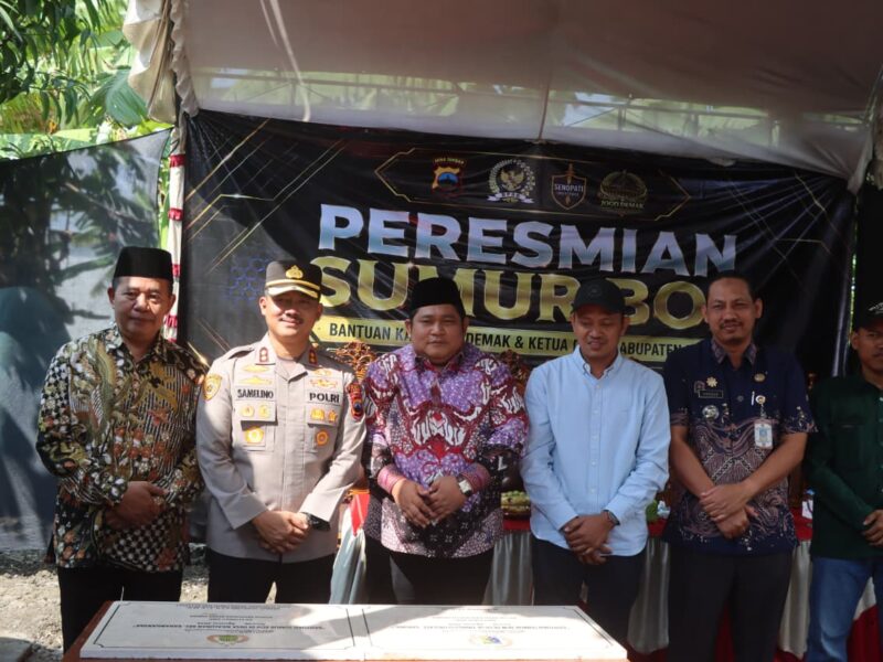 Atasi Krisis Air, Kapolres Demak dan Ketua DPRD Bangun Sumur Bor