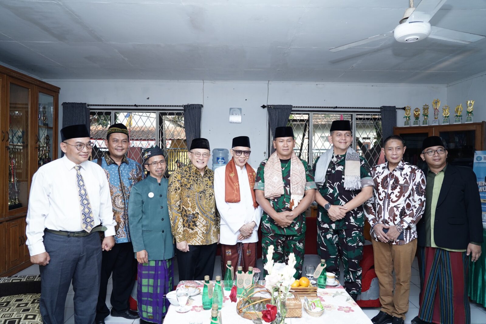 Pangdam III/Siliwangi Kunjungi Tanwiriyyah Cianjur, Tekankan Peran Santri dalam Menjaga Persatuan dan Kemajuan Bangsa