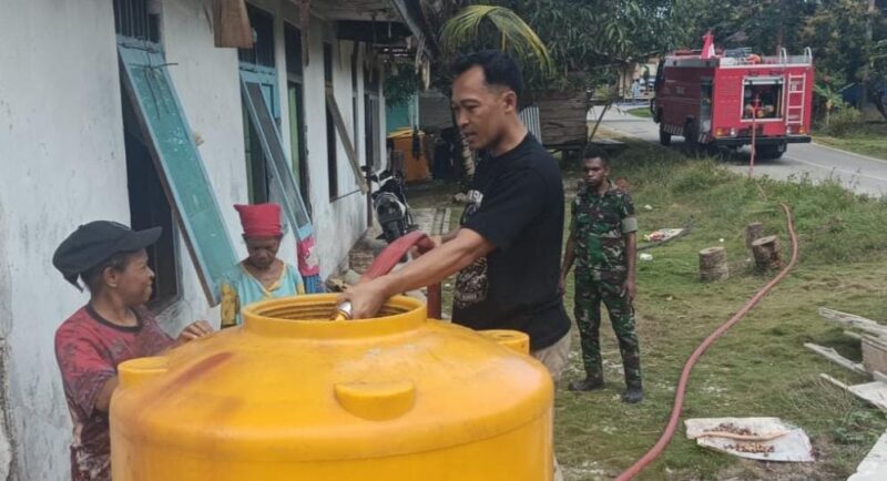Dandim 1803/Fakfak Turun Langsung Salurkan Air Bersih ke Kampung Werpigan Distrik Wartutin – Detiktoday.com