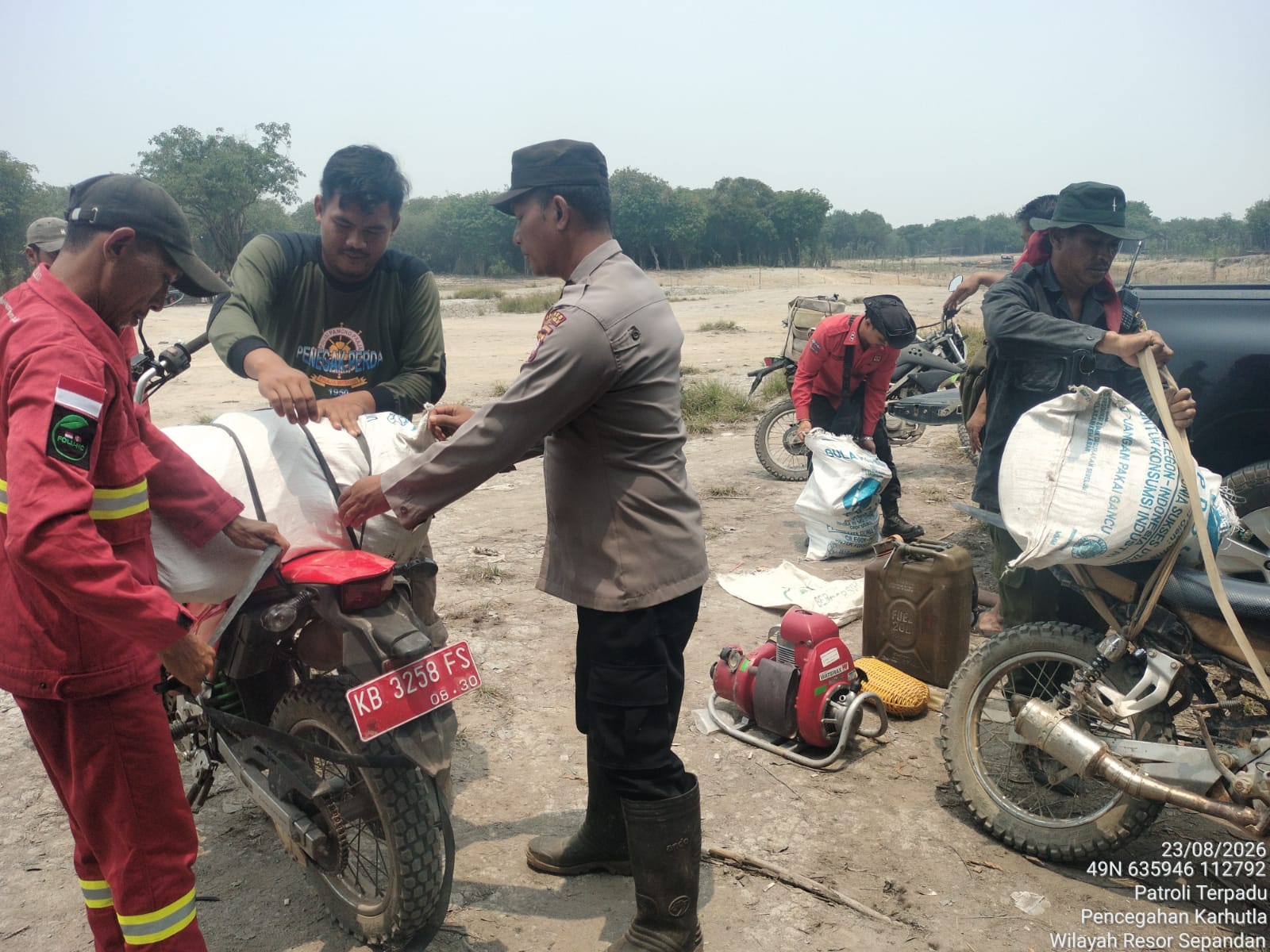 Patroli Terpadu di Jantung Danau Sentarum! Polisi TNI dan MPA Cegah Karhutla di Kawasan Konservasi  – Detiktoday.com
