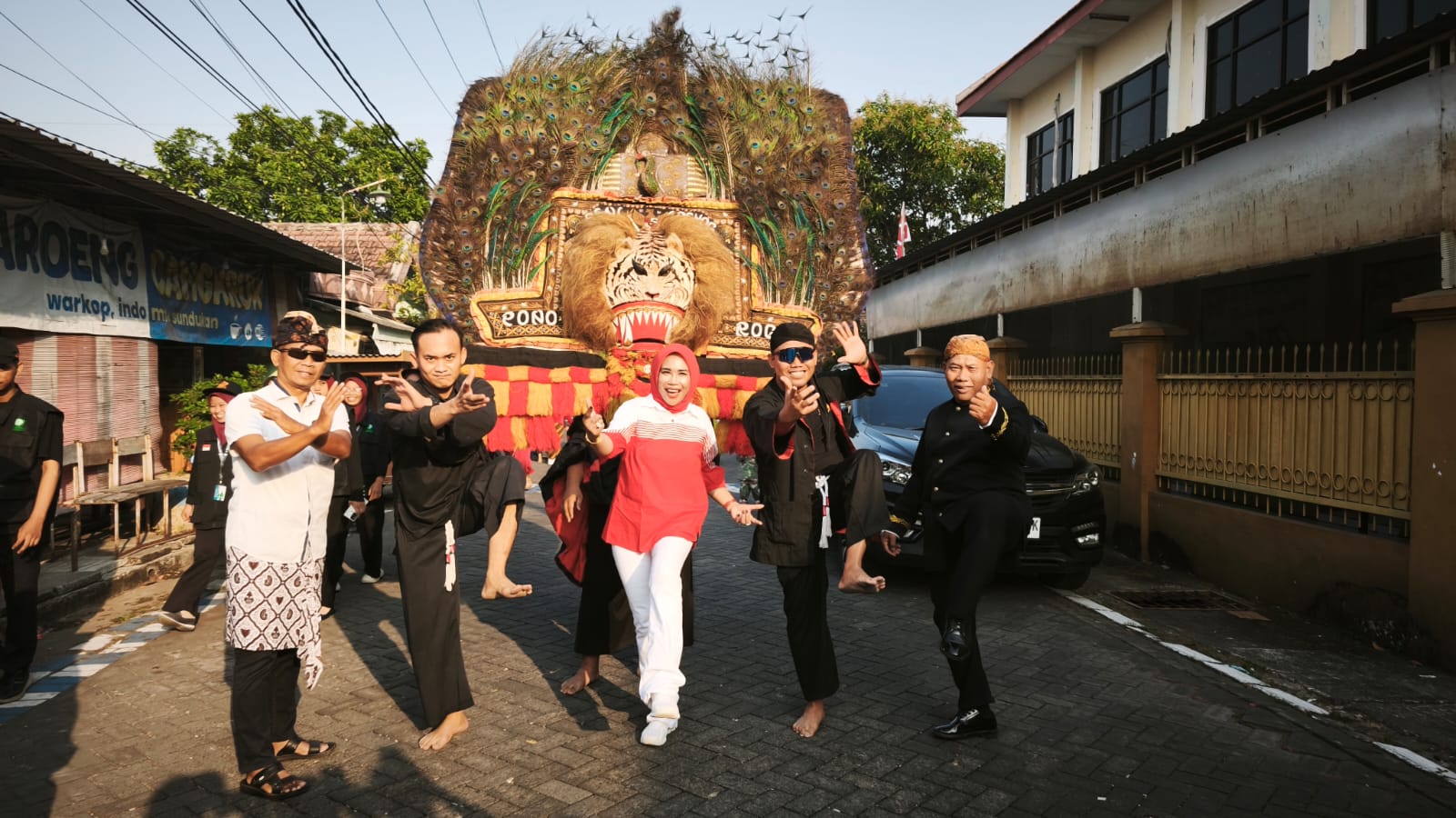 Karnaval HUT ke-81 RI di Jala Griya Meriah, Mimik Idayana Ajak Warga Semangat Gotong Royong – Detiktoday.com