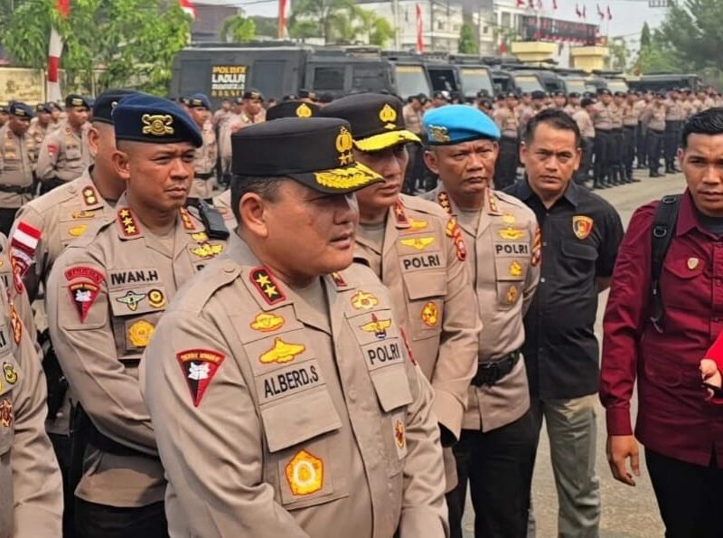 Darurat Asap! Kapolda Kalbar Kerahkan 300 Personel Brimob, Geber Operasi Penanganan Karhutla se-Kalbar – Detiktoday.com