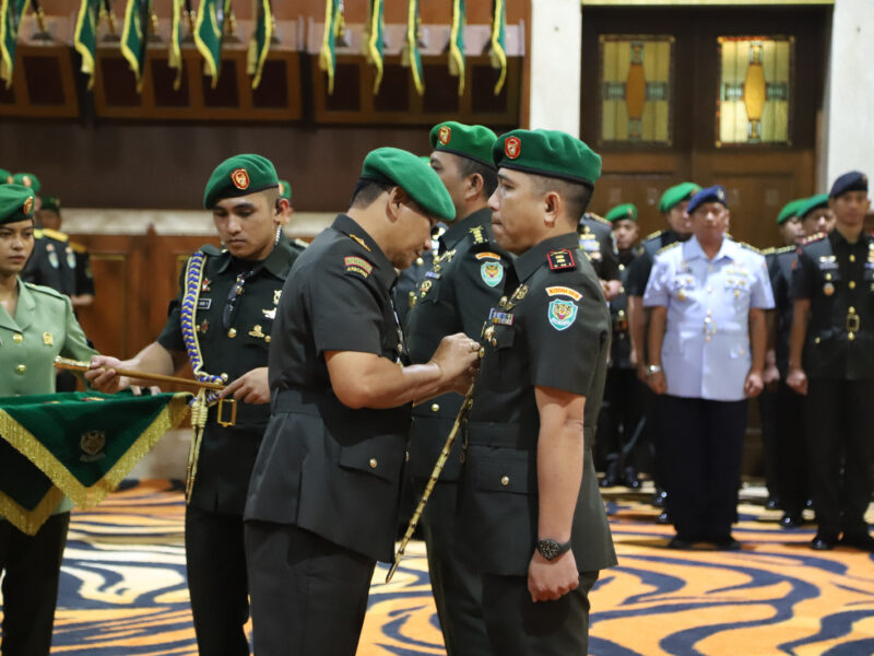 Pangdam III/Siliwangi Pimpin Sertijab Dandim 0618/Kota Bandung, Tekankan Penguatan Sinergitas dan Pembinaan Teritorial