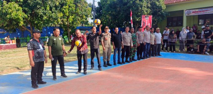 Plt Sekda Aceh Tamiang Buka Turnamen Bola Voli Datok Penghulu Cup I Bandar Mahligai – Detiktoday.com
