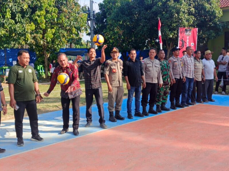 Plt Sekda Aceh Tamiang Buka Turnamen Bola Voli Datok Penghulu Cup I Bandar Mahligai – Detiktoday.com