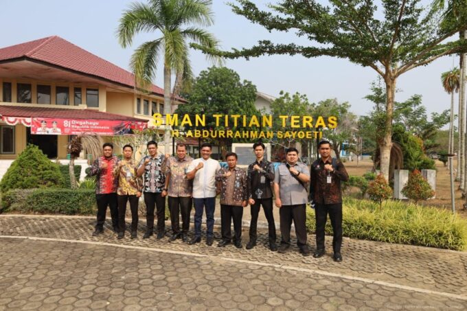 Kanwil Kemenkum Jambi Sosialisasikan Seleksi POLTEKPIN 2026, Generasi Muda Jambi Didorong Siapkan Diri Sejak Dini – Detiktoday.com