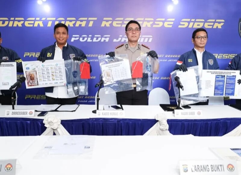 Ditressiber Polda Jatim Bongkar Sindikat Penipuan Emas Murah Online, Empat Warga Binaan Lapas Jadi Otak Kejahatan  – Detiktoday.com