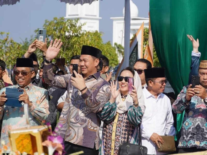 Pawai, Pameran, Sapa Kafilah. Bupati Fransiskus Diaan Full Dukung MTQ XXXIV Kalbar di Kayong Utara – Detiktoday.com