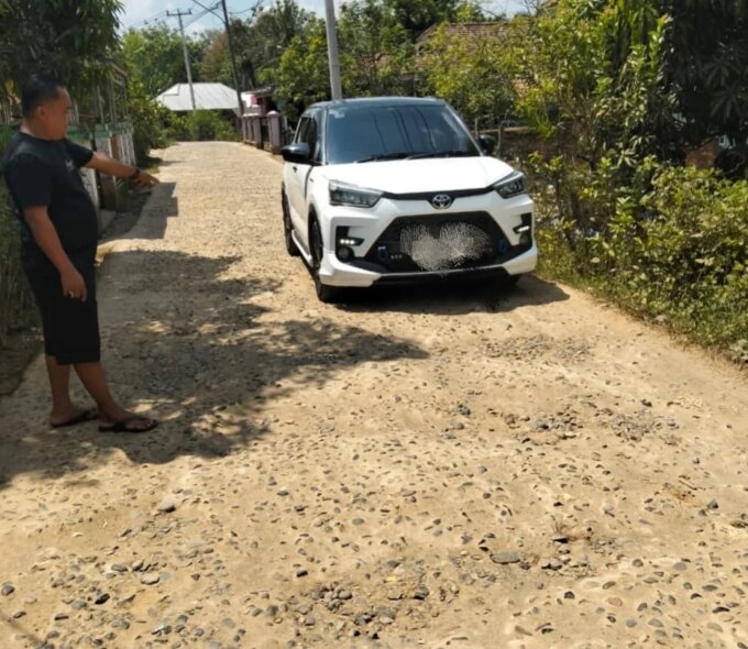Warga Pal 3 Talang Akar Tagih Janji Bupati Asgianto, Kapan Jalan Kami Diaspal? – Detiktoday.com