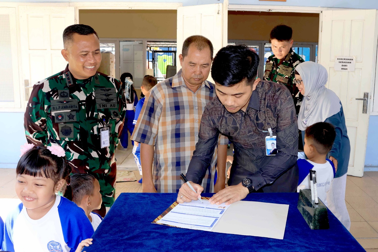 Kolaborasi Lanud Sjamsudin Noor dan BRI Wujudkan Generasi Hebat, Renovasi TK Angkasa 2 Hadirkan Harapan bagi Masa Depan Anak