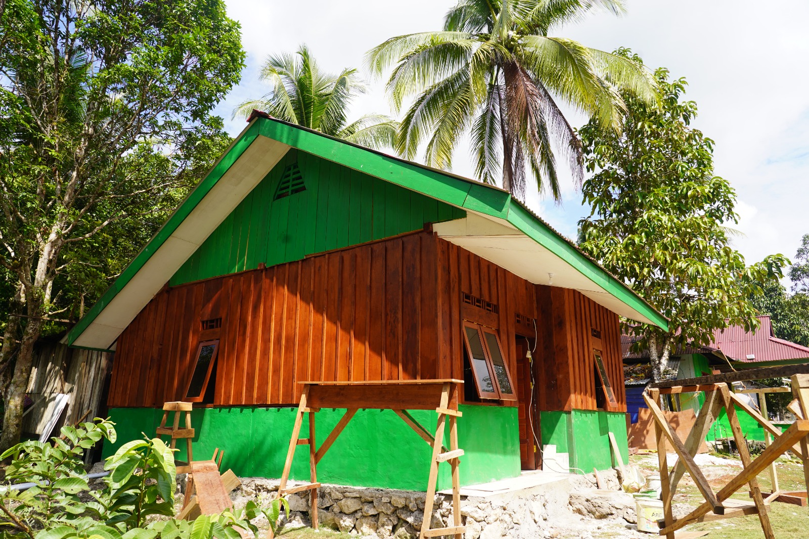 TMMD Ke-129 Bangun Rumah Kedua Type 36, Hadirkan Hunian Layak bagi Warga Kampung Sesor