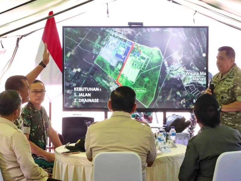 Wapang TNI Pastikan Kehadiran TNI Bantu Masyarakat Terdampak Bencana di NTT