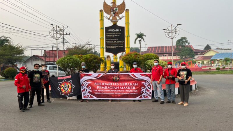 Lawan Kabut Asap, TBBR Kapuas Hulu Turun Kejalan Bagikan Masker untuk Masyarakat Putussibau – Detiktoday.com