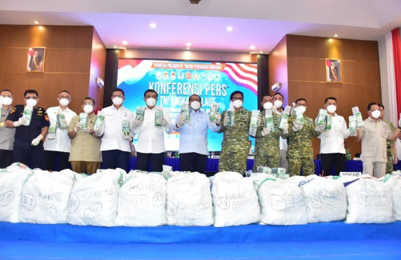 1,3 TON KETAMINE DIMUSNAHKAN DI BATAM, SEPANJANG 2025-2026 TNI AL GAGALKAN 5,3 TON NARKOBA DAN 849,74 TON ILLEGAL MINING