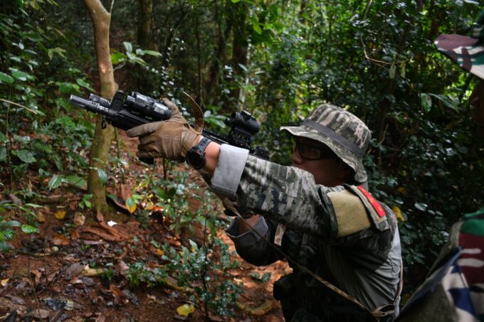 Latgabma Super Garuda Shield 2026 Marfor Lampung Gelar Latihan Menembak Sniper dan Jungle Survival