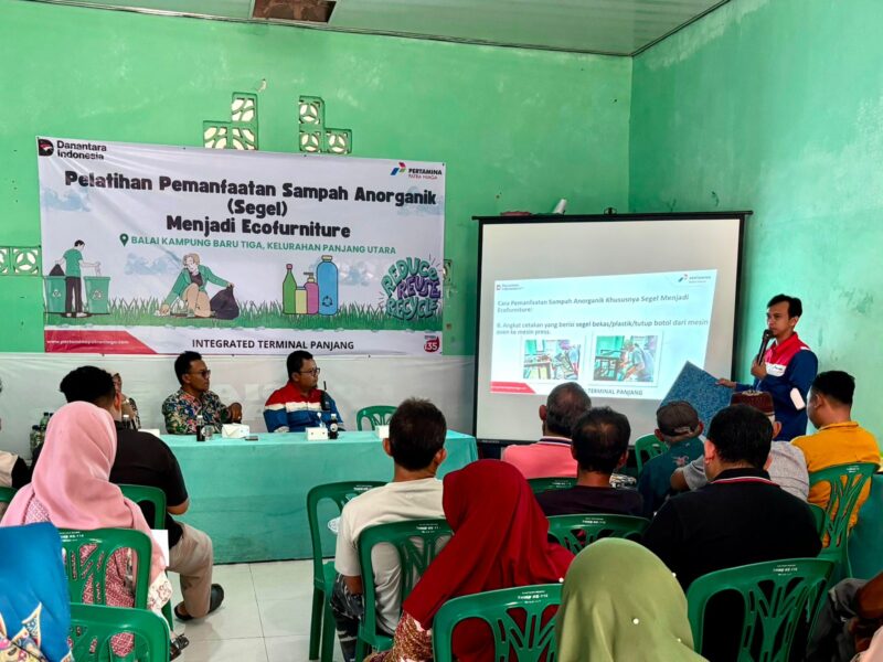 Pertamina Patra Niaga Regional Sumbagsel Ubah Limbah Segel Mobil Tangki Bekas Jadi Ecofurniture – Detiktoday.com