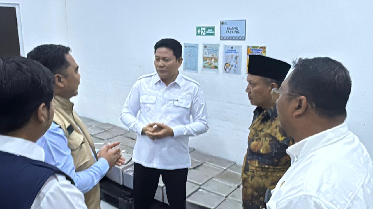 Bupati Sidoarjo Minta Pengawasan SPPG Diperketat Usai Ratusan Santri Diduga Keracunan – Detiktoday.com