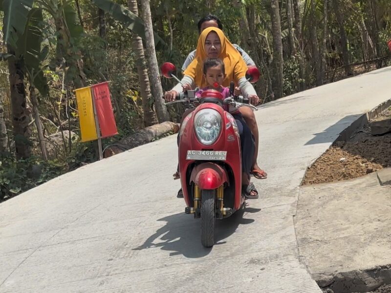 Karya Bhakti TNI Kodim Tulungagung Tuntas, Jalan Beton 2,2 Kilometer Hubungkan Wonorejo–Kedungcangkring