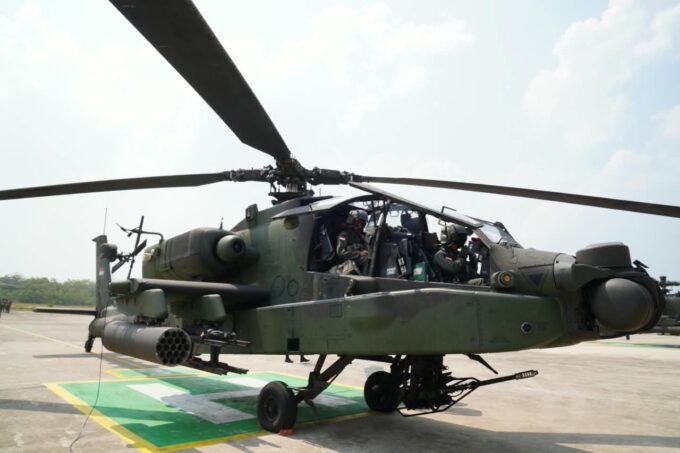 Misi Close Air Support AH-64 Apache Warnai SGS 2026