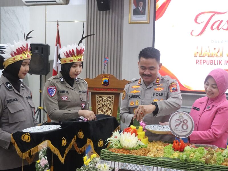 Kapolres Demak Dorong Polwan Hadirkan Pelayanan yang Humanis